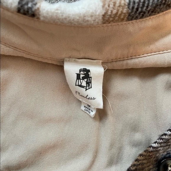 Red plaid shacket - Picture 3 of 4